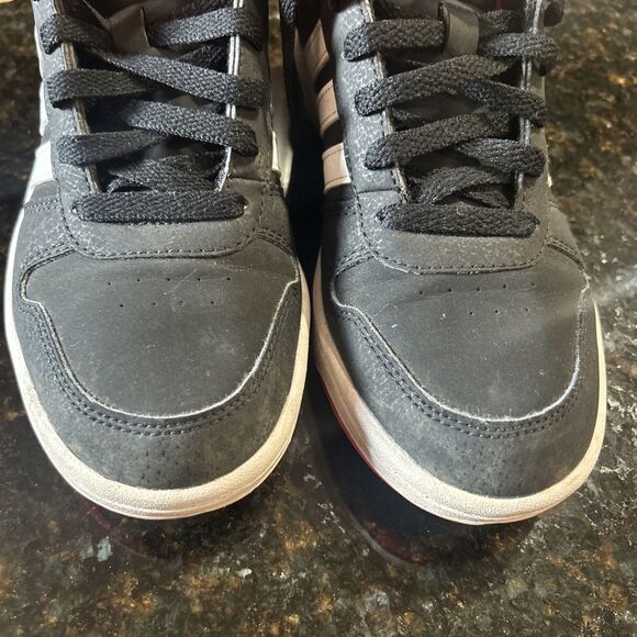 Adidas Unisex Hoops 2.0 Boys Size 5 Mid Black white red High Top Shoes Sneakers - Picture 8 of 8